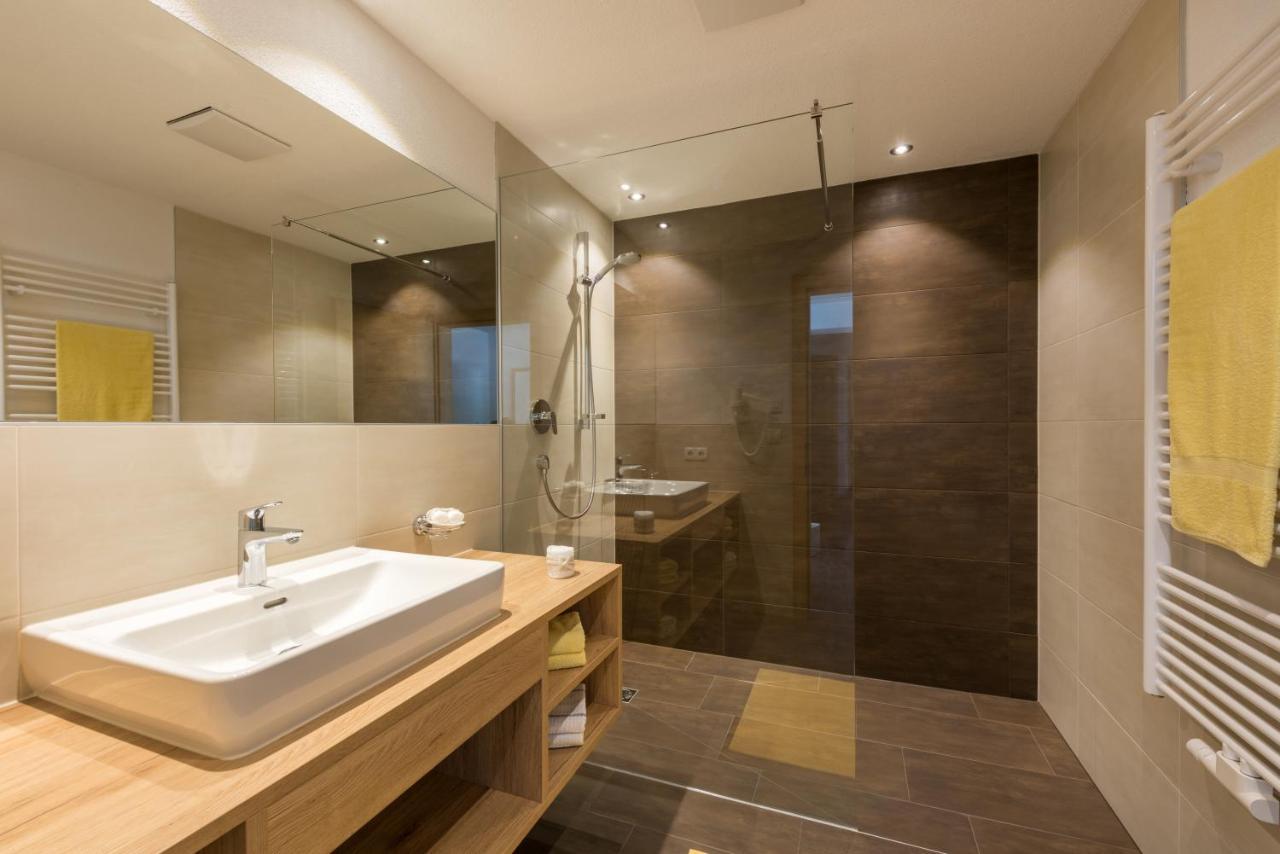 Ladis Living Apartment Luaran gambar