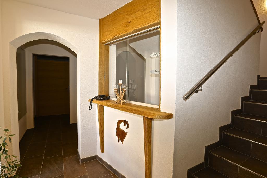 Ladis Living Apartment Luaran gambar