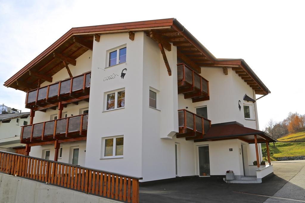 Ladis Living Apartment Luaran gambar